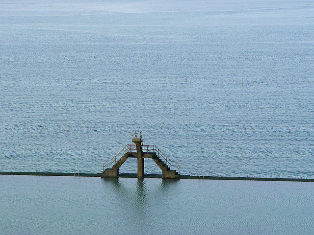 116381