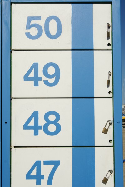 160961