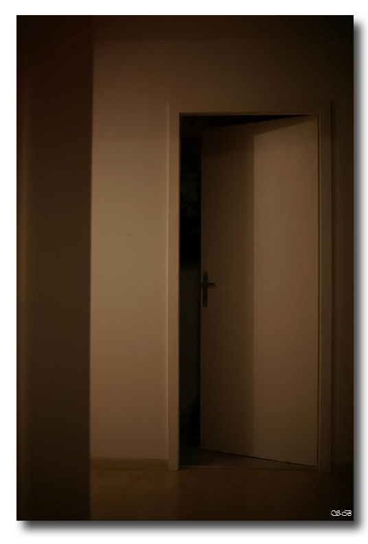 22914