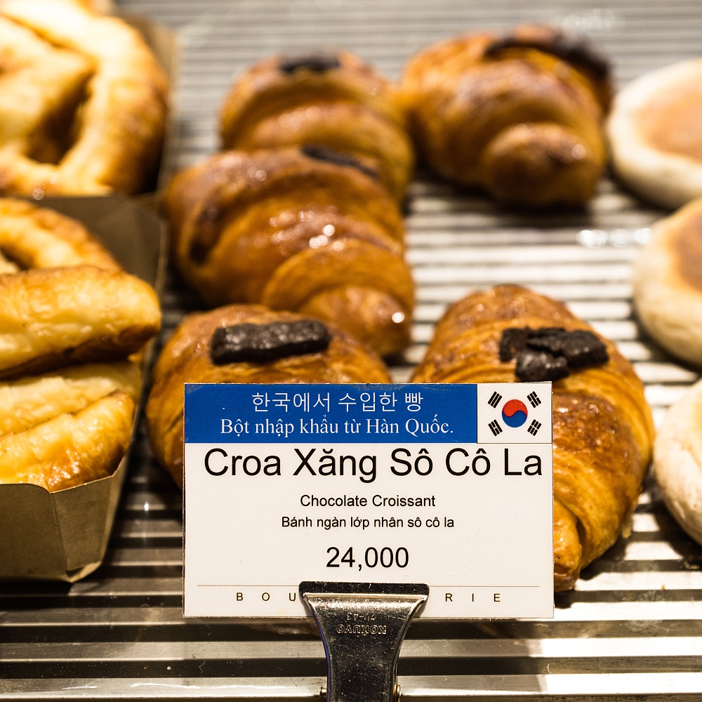 244761