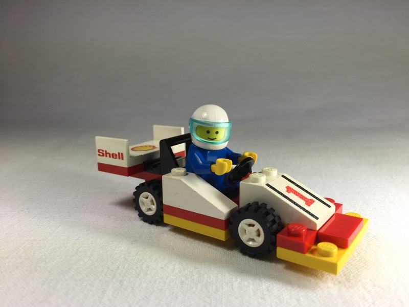 256883