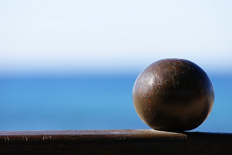 29610