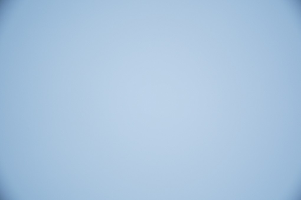 322985