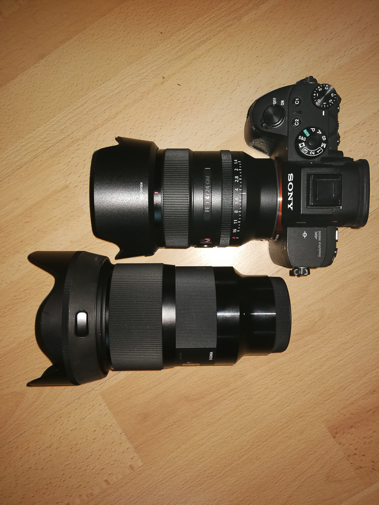325567