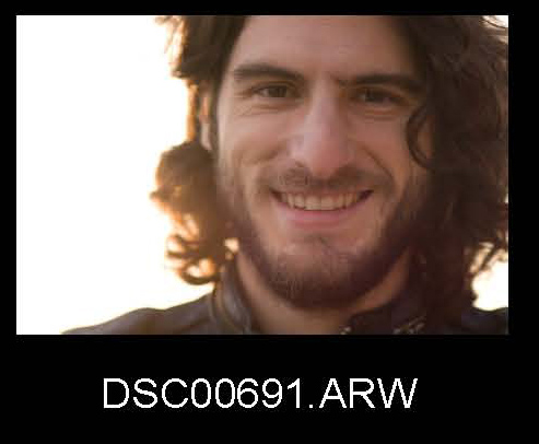 33092