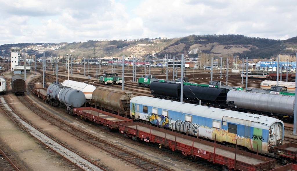 41691