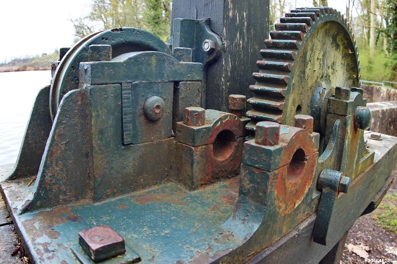 74643