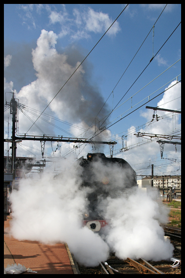 7649