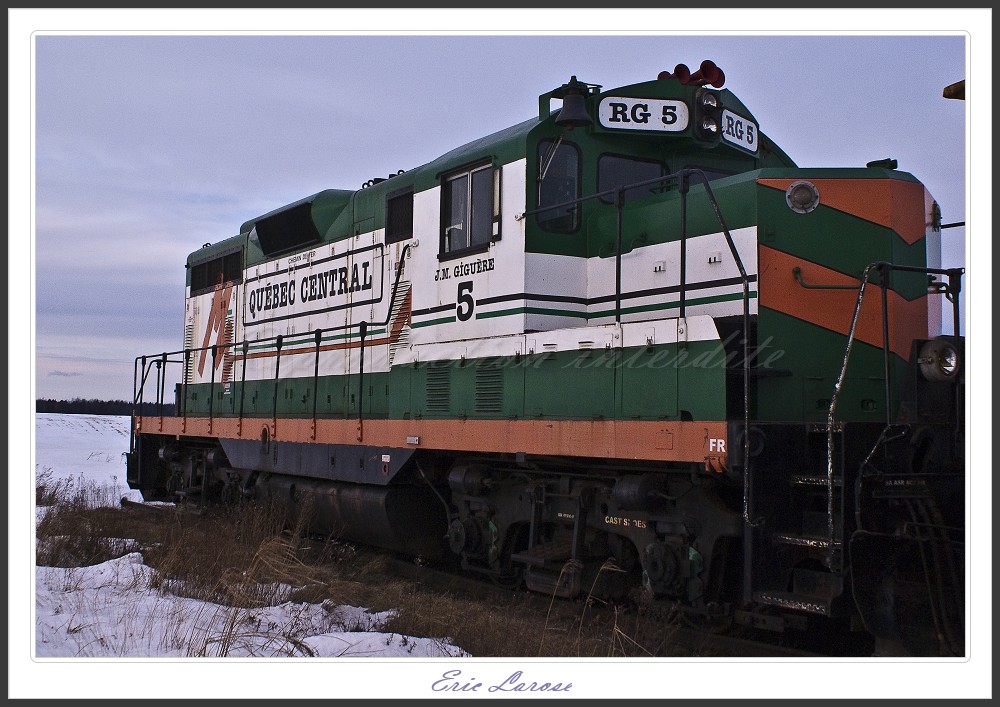 8811