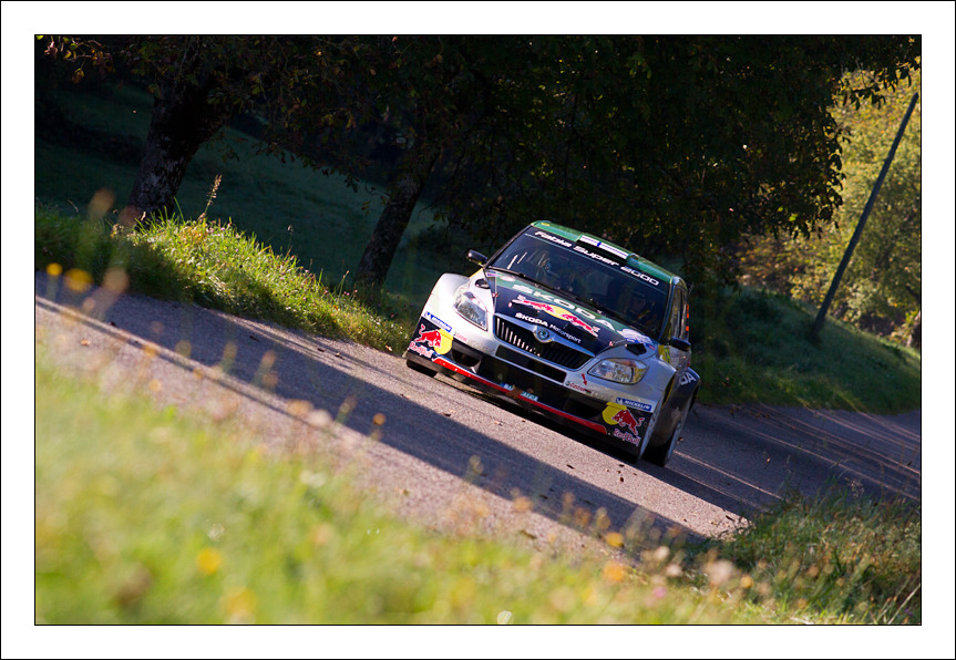 93916