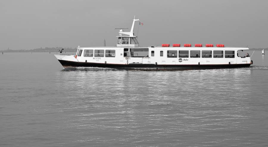 99261