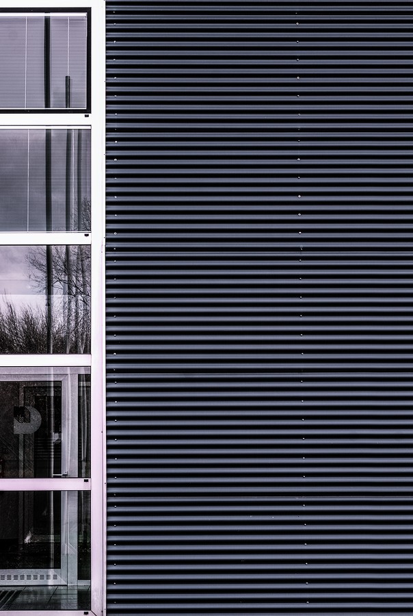 260100