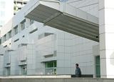 getwebimage.php?pid=17931&url=http%3A%2F%2Fwww.galinsky.com%2Fbuildings%2Fcanalplus%2Fcanalplus1.jpg